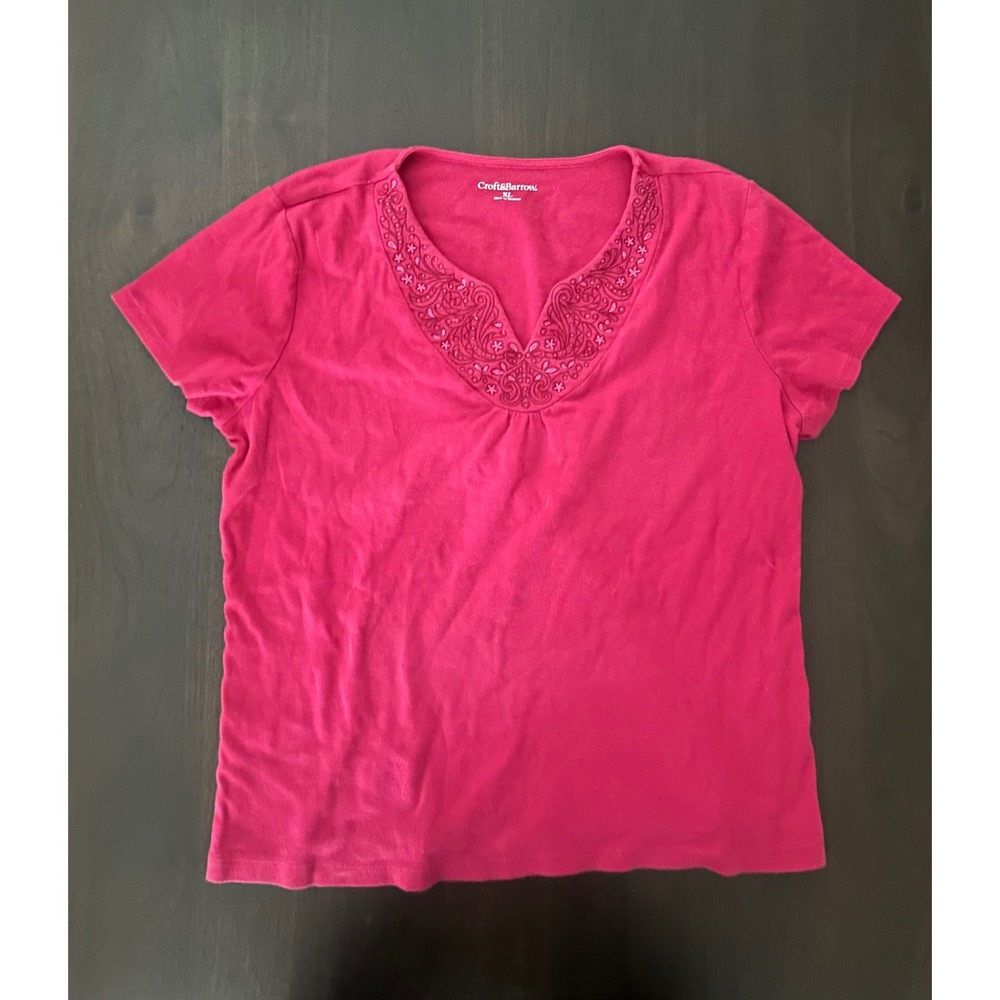 Croft & Barrow Womens XL Pink V-Neck Short Sleeve Embroidered Beaded Tee Shirt